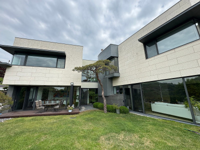 경기도 안성시 금광면 아파트 타운하우스 전원주택 유리창 청소